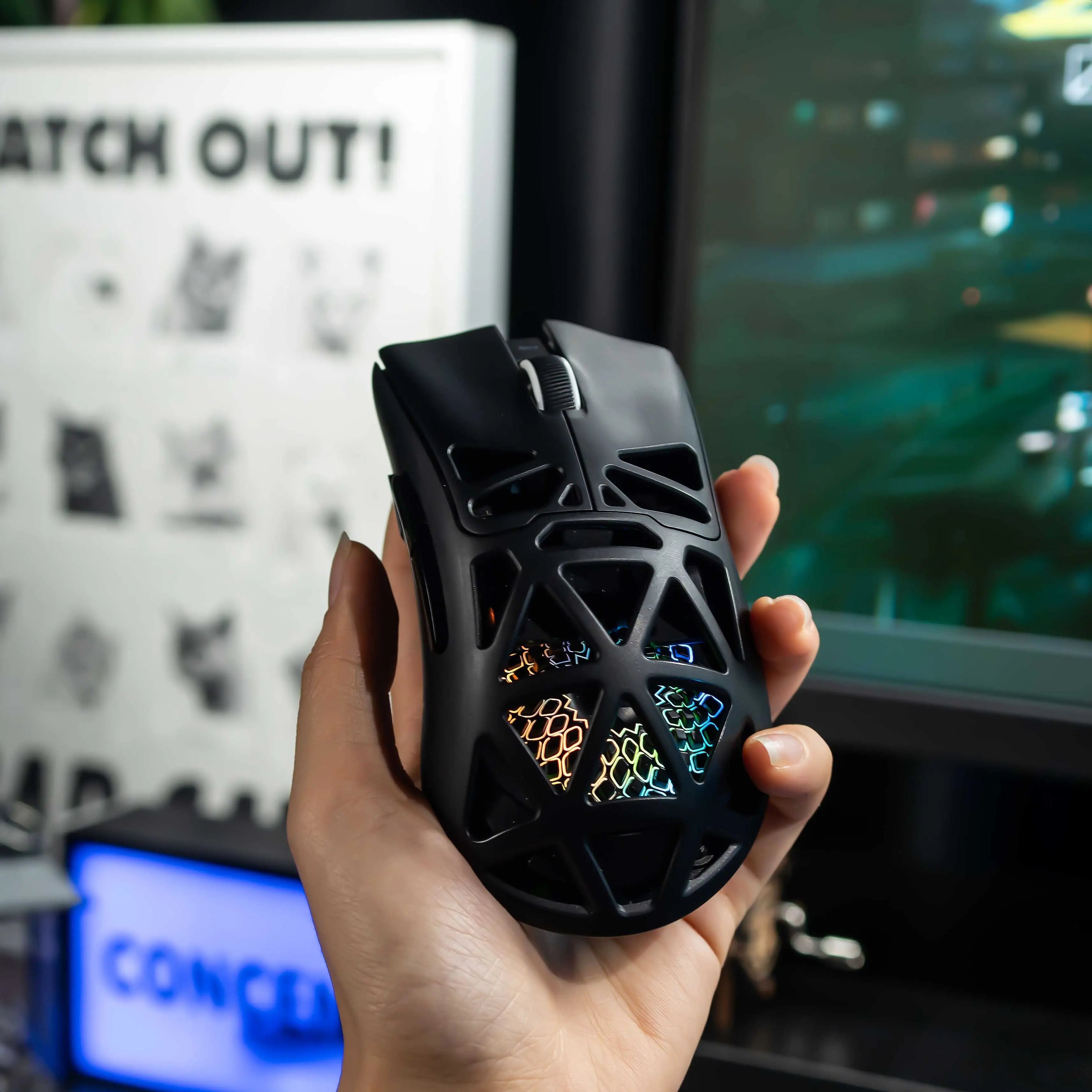 FURYCUBE G13S Wireless Gaming Mouse with PAW3311 Sensor, Dual-Battery System, Lightweight 55G Design, Tri-Mode Connectivity, Extended Battery Life, Customizable Knob Function, and Macro Key Settings for Work and Gaming.