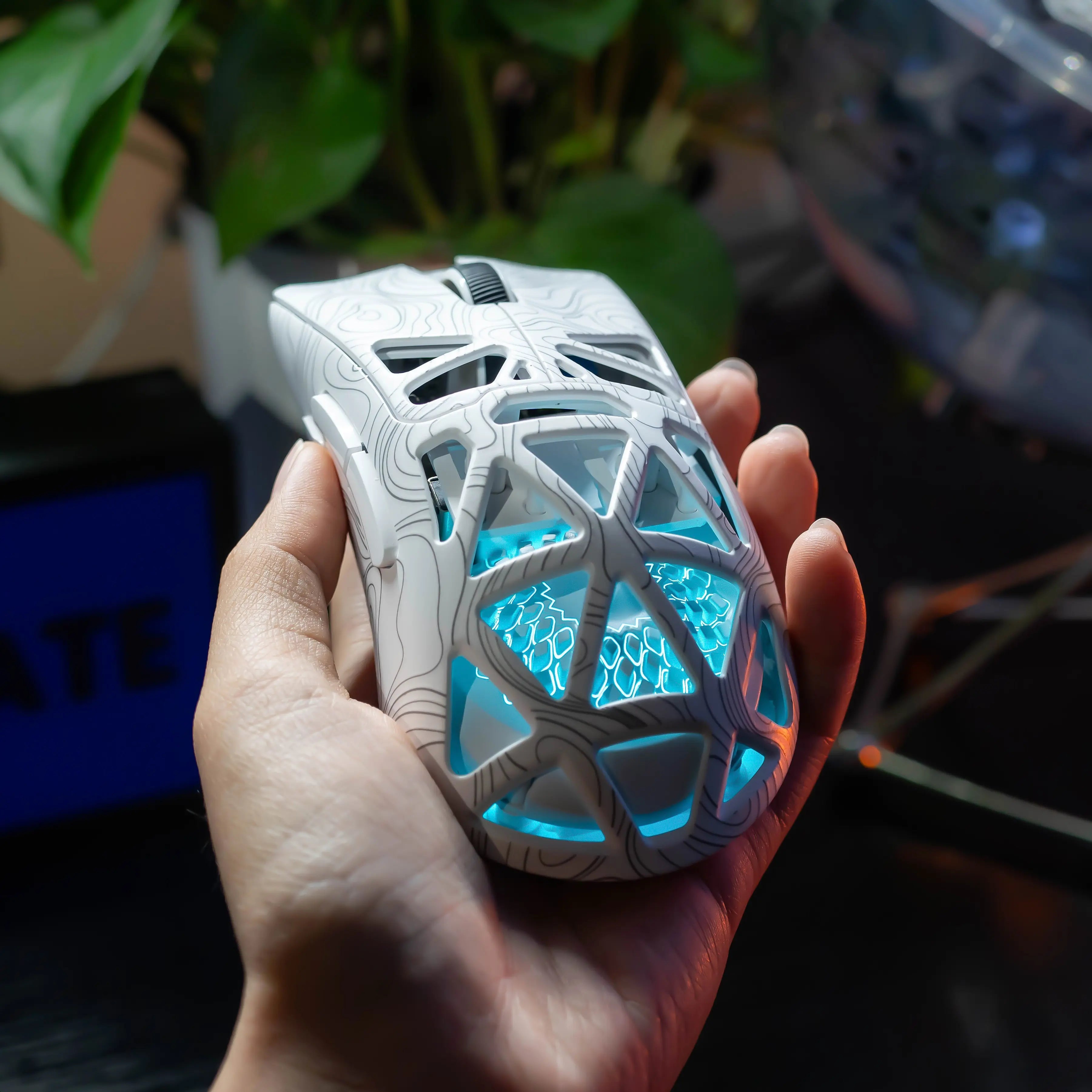 FURYCUBE G13S Wireless Gaming Mouse with PAW3311 Sensor, Dual-Battery System, Lightweight 55G Design, Tri-Mode Connectivity, Extended Battery Life, Customizable Knob Function, and Macro Key Settings for Work and Gaming.